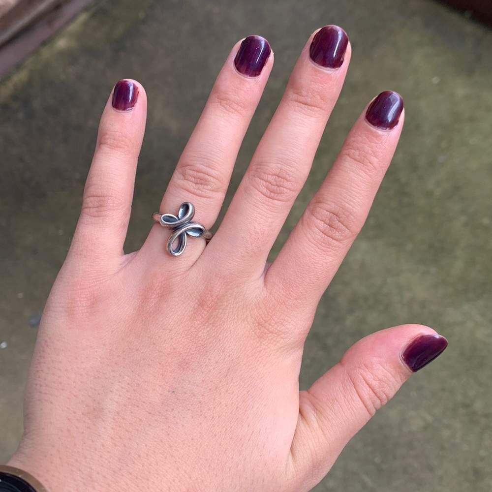 James Avery ribbon cross ring 5.5